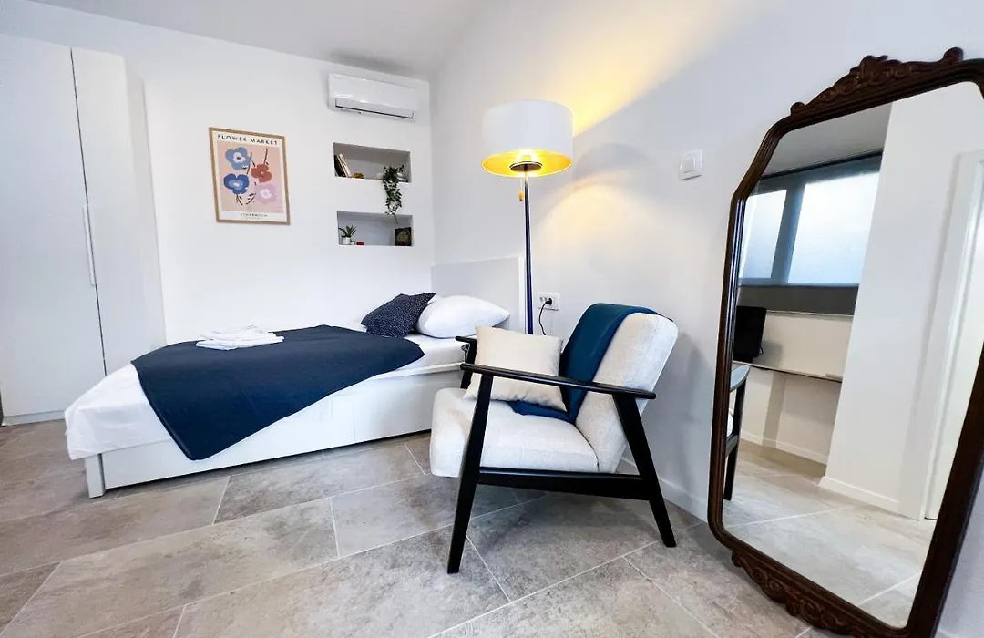 Blue Apartment Split-1