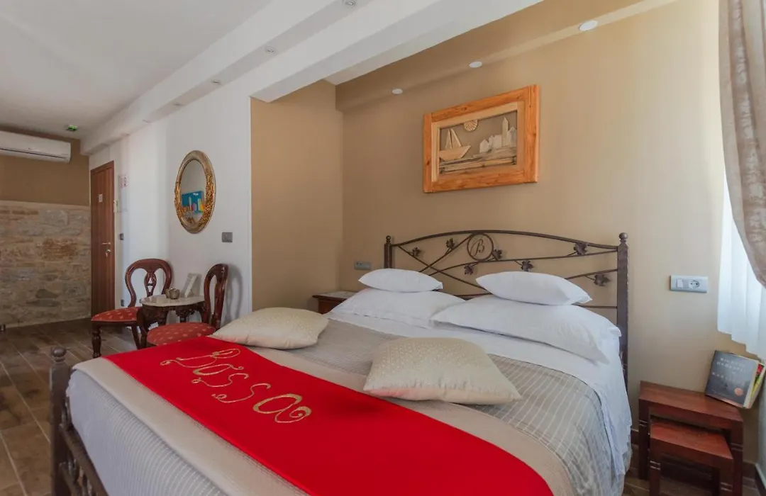 Bossa Studio Apartments-1