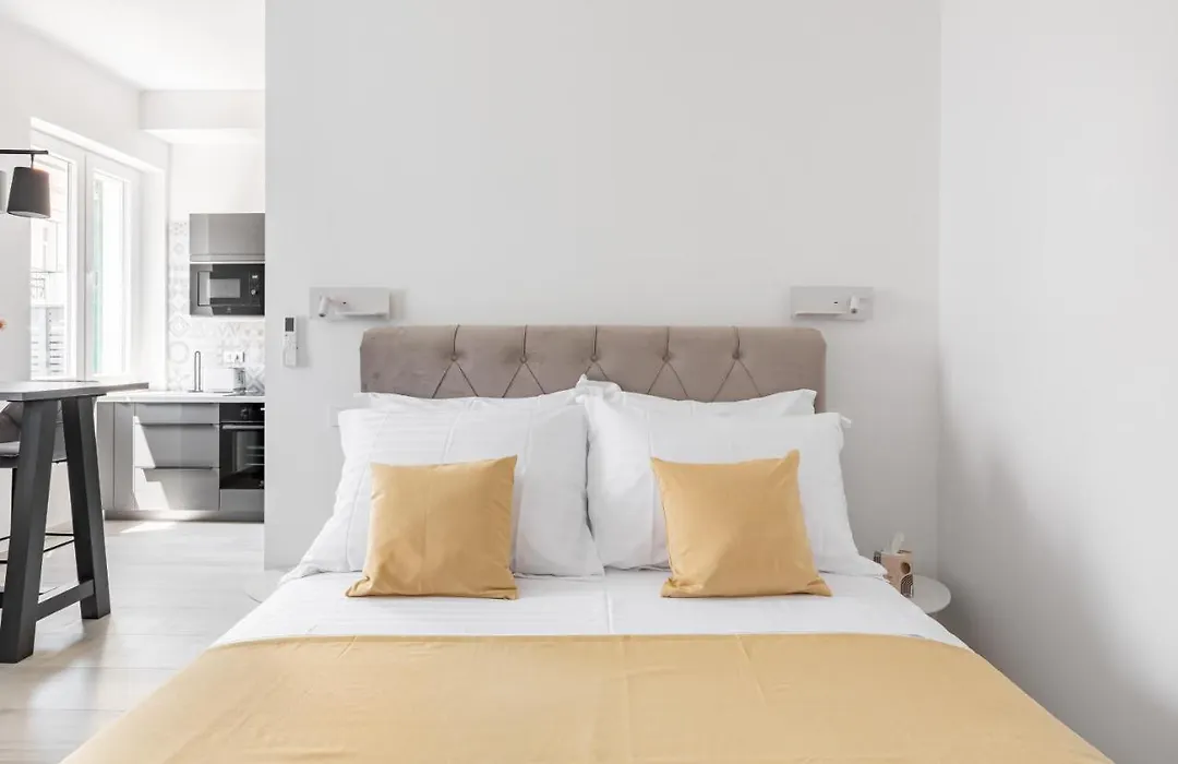 Studio Apartment Home-1