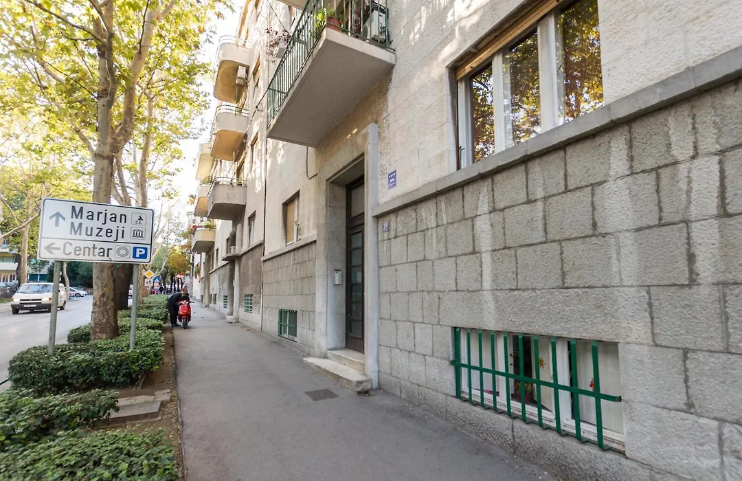 Apartments Naja-1