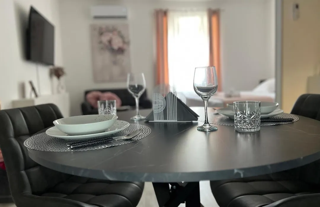 Studio Apartman Perla-1