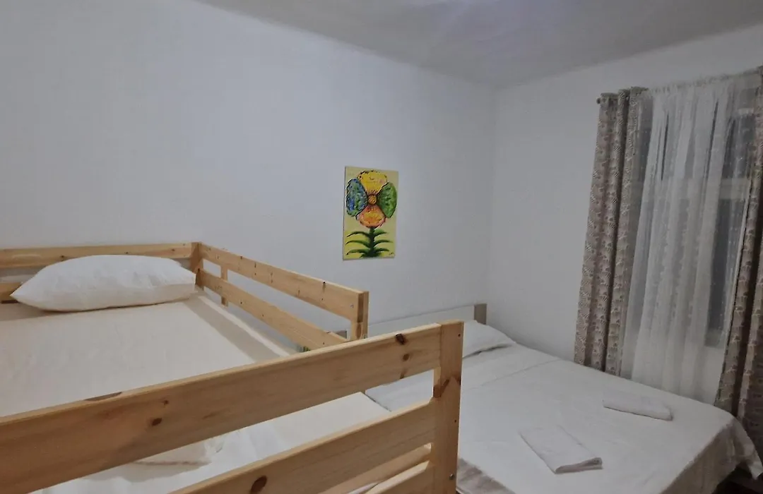 Rooms Deluxe Splatin-1