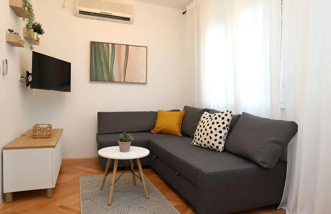 Apartman Mara-1