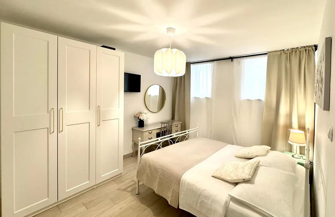 Charming Apartment In Split Center-1