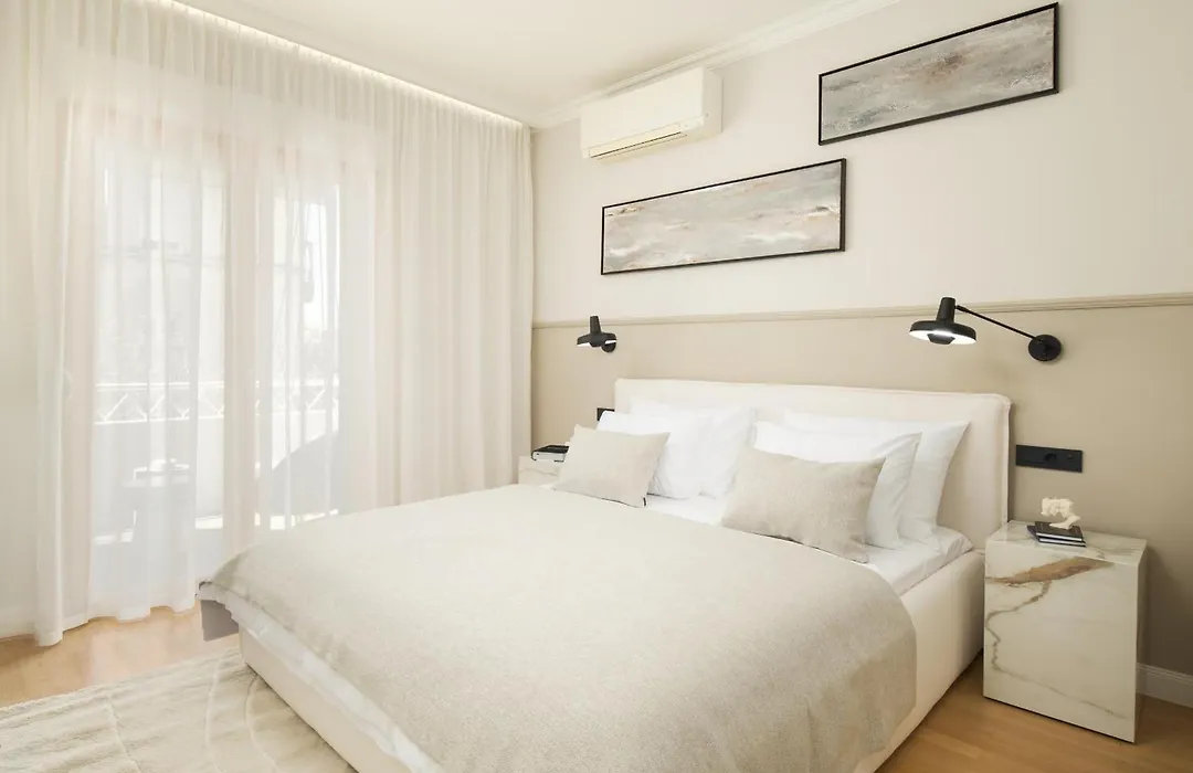 Luxury Apartment Bellux Stay For 5, Split Old Town And Bacvice Sandy Beach-1