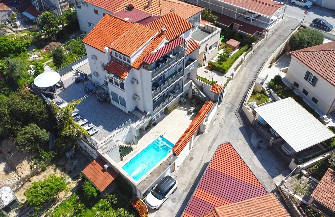 Villa Naomi-1