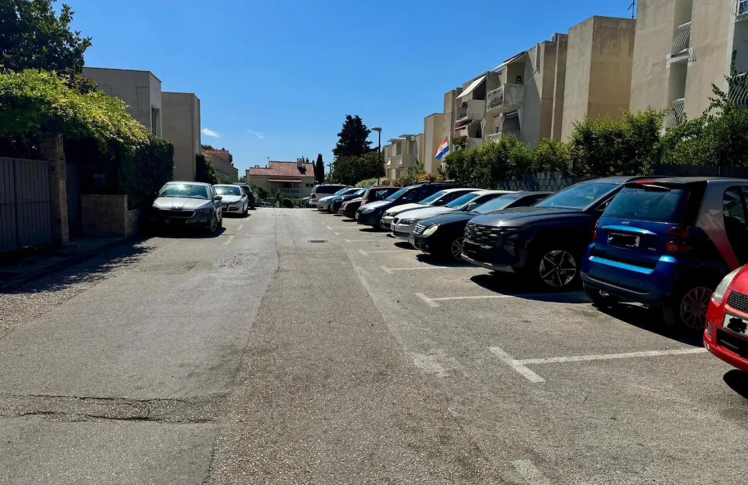 Lalaura High Quality Apartment Znjan 400 M 3 Air Conditioners Magic Sea View Free Parking-1