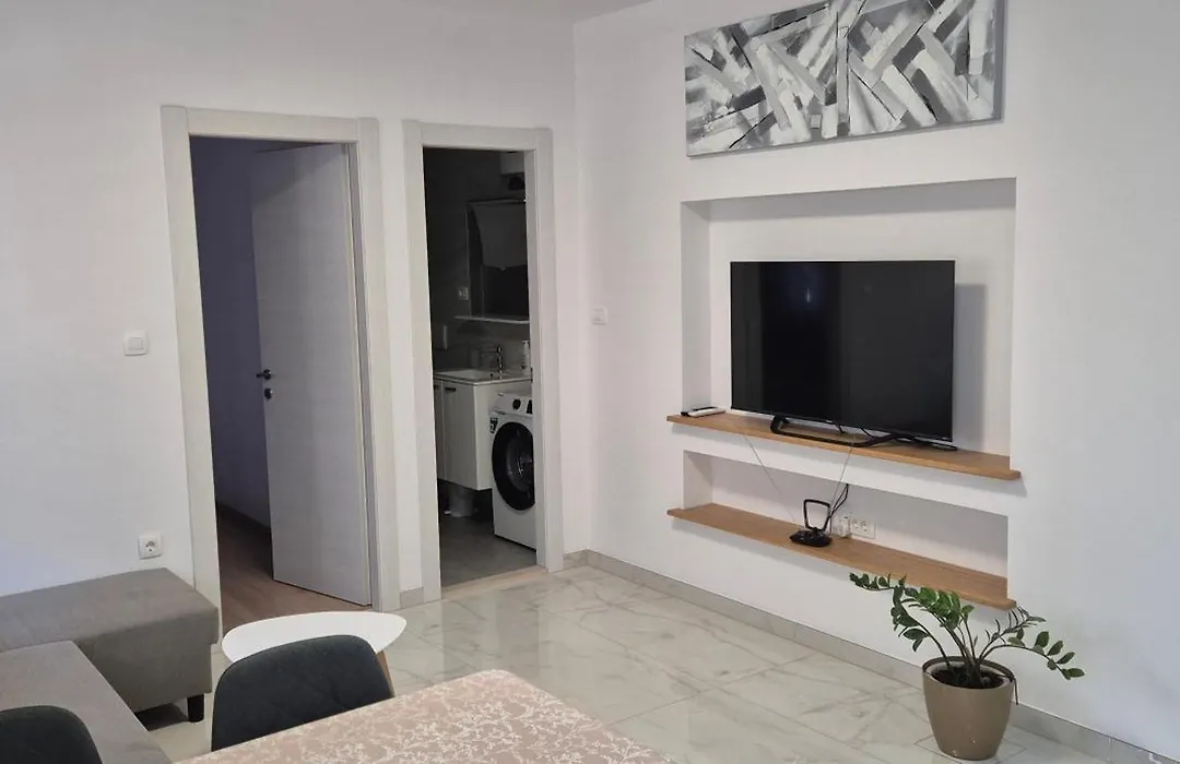 Apartment Nina-1