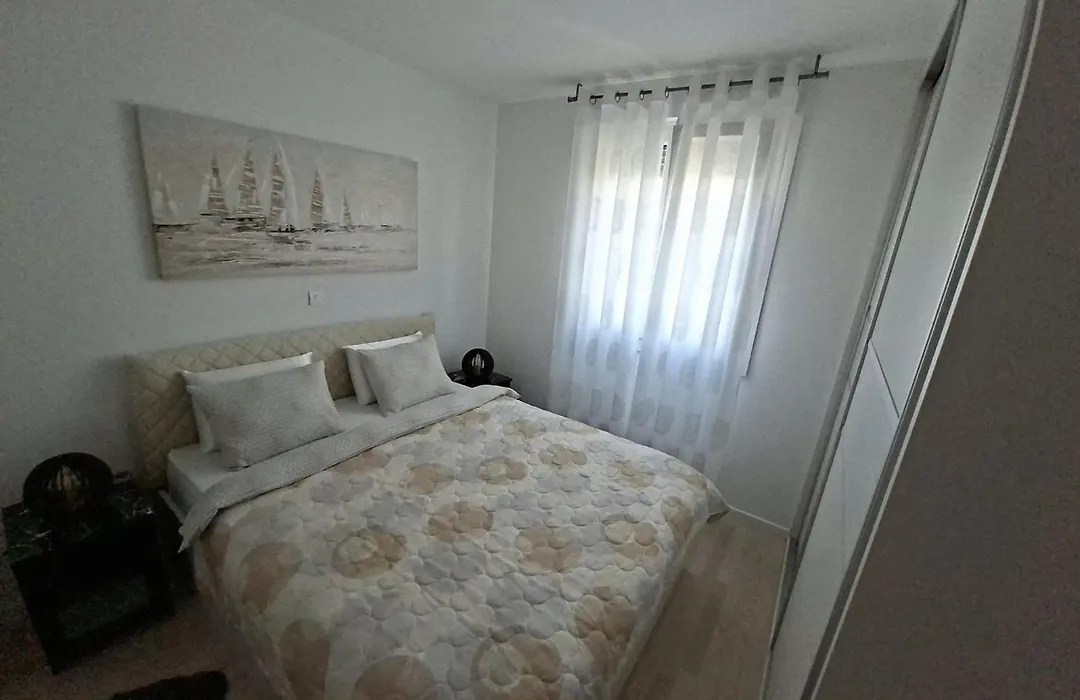 Apartment Verdi Split With Free Parking In The Garage-1