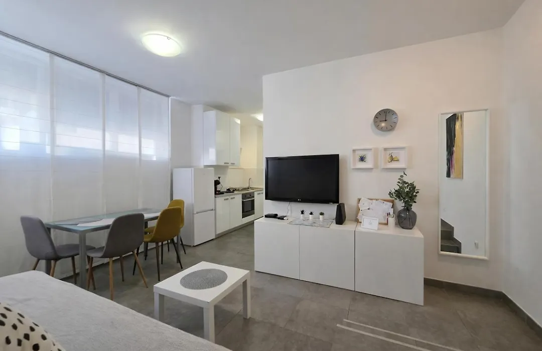 Split Mari Apartment-1