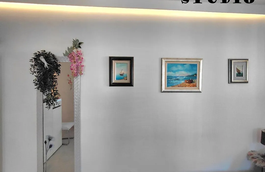 Sunshower Apartment And Studio-1