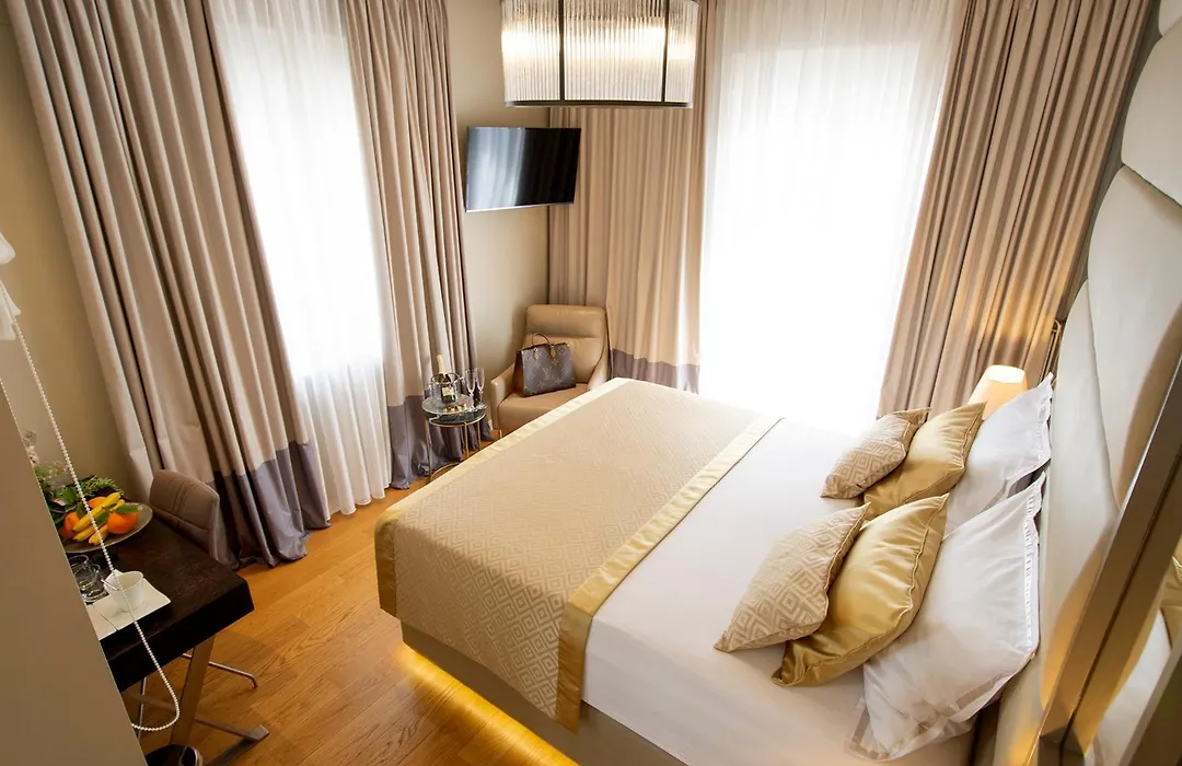 Luxury Rooms Fortuna-1
