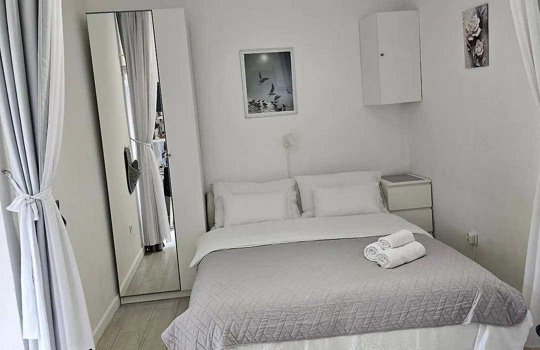 Apartments Veky 3-1