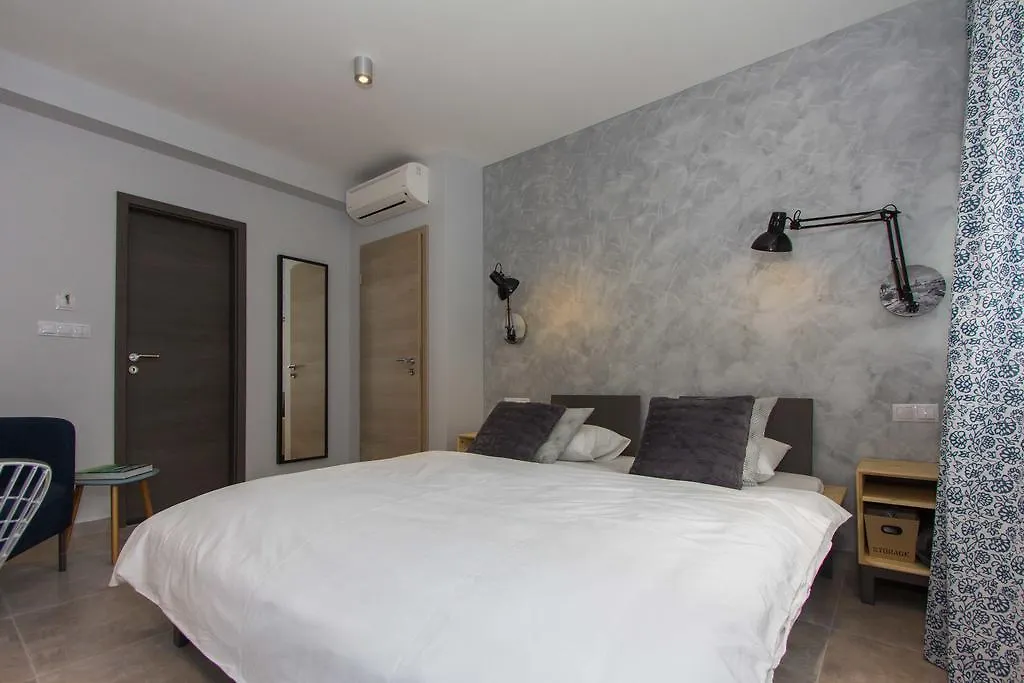 B&B Vibe-1
