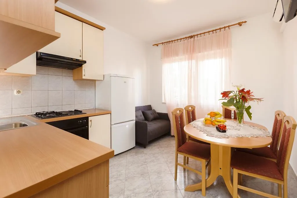 Apartment Lucia-1