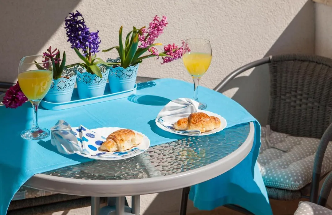 Split Apartman Free Private Garage-1