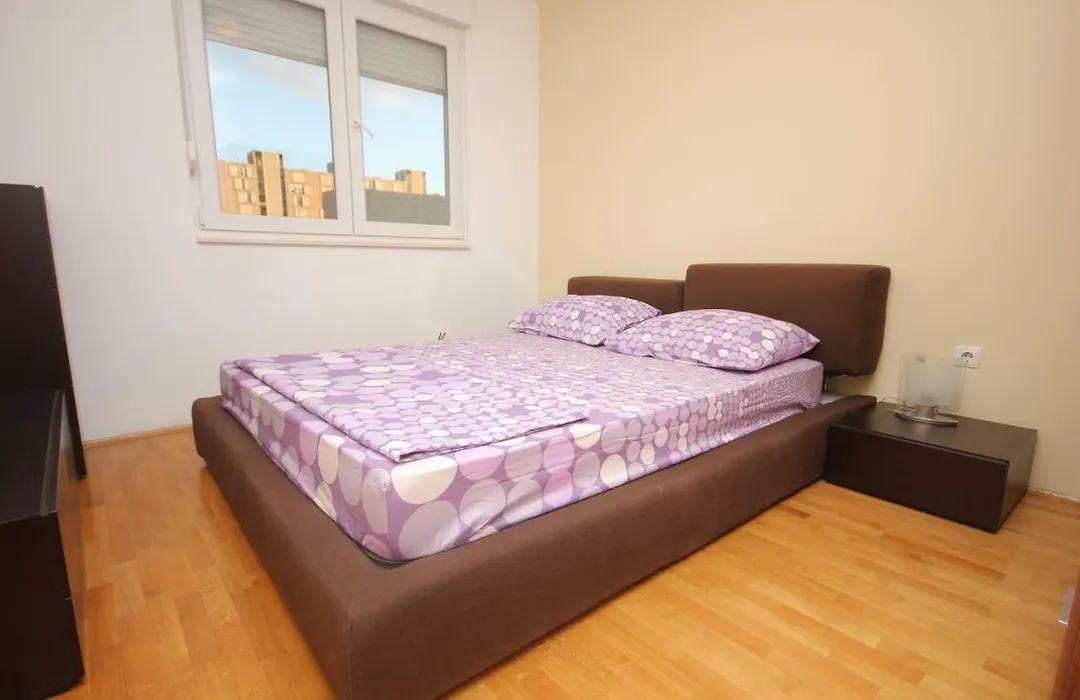 Apartment Karlo Near The Most Beautiful Beach Znjan-1