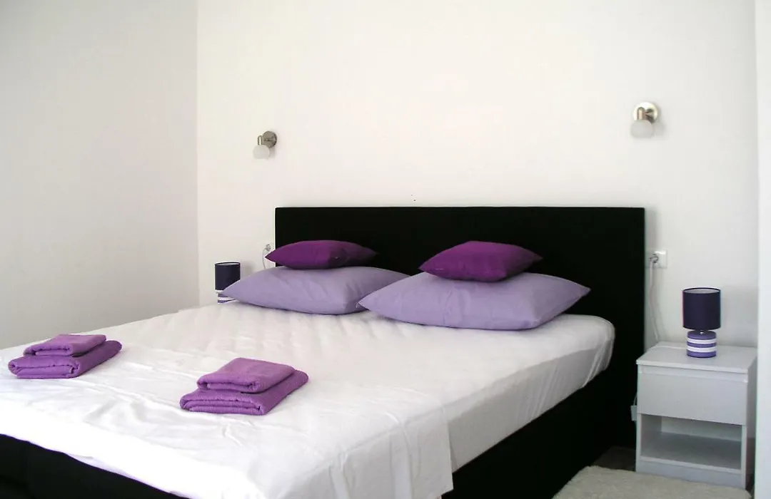 Apartmani Klara I Gracia-1