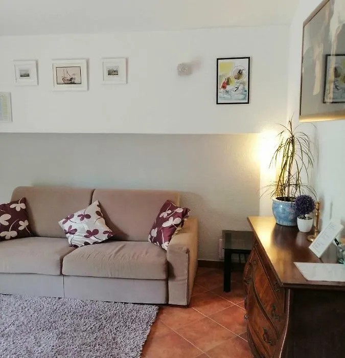 Apartment Dzoni-1