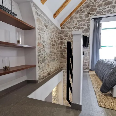 Fjaka Boutique Apartments-3
