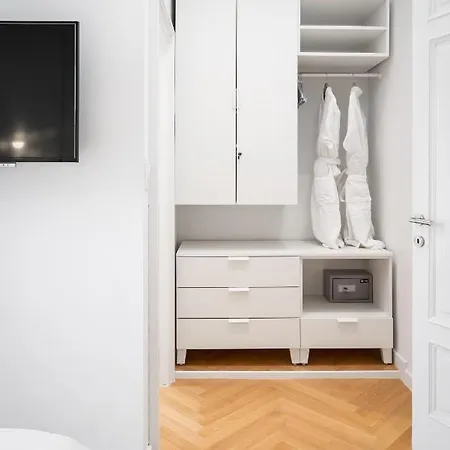Grey Pearl Rooms-2