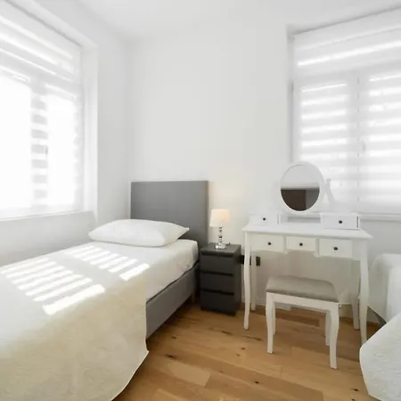 Apartman Letifico - Center & Parking-2