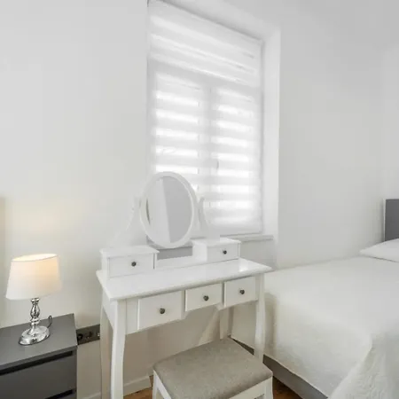 Apartman Letifico - Center & Parking-2