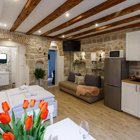 Stara Kala Varos Apartment-2