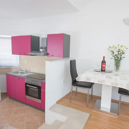 Apartments Dzeki-2