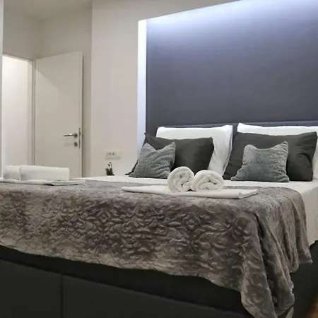 Luxury Dim Apartment-3