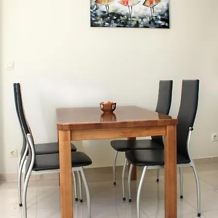 Apartment Mel-3