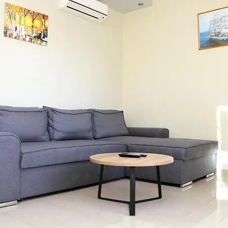 Apartment Mel-2