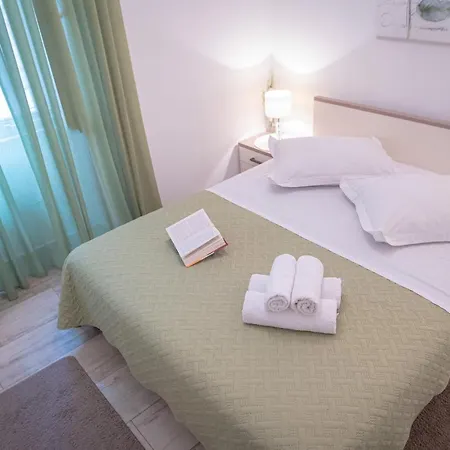 "Skalinada" Apartments In The Heart Of Split-2