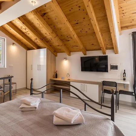 Luxury Apartments A&A-Old Town-3