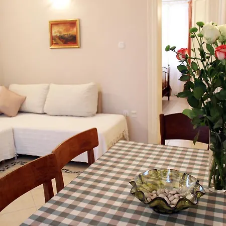 Adagio Theatre Apartment Split-2