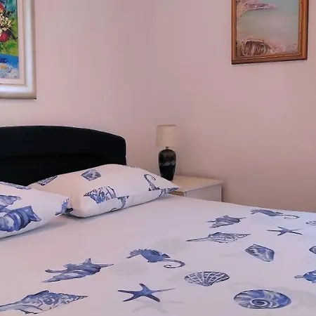 Orange Bamboo Suite-3