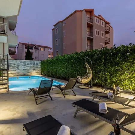 Holiday Apartments Stobrec-2