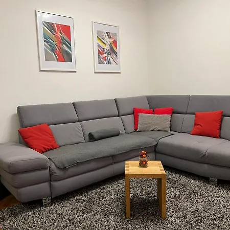 Split Apartment - 5 Min By Car To The Beach & City Center - Free Public Parking-2