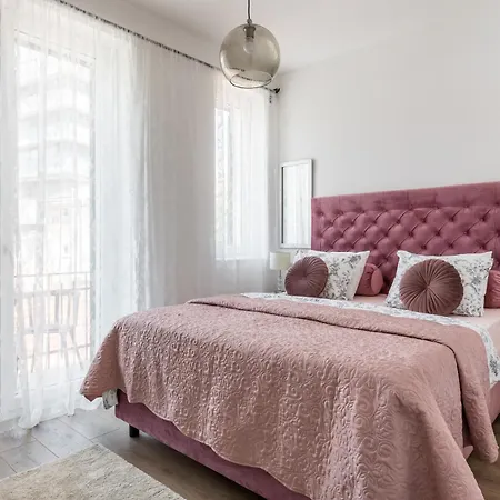 Romantic Apartment With Balcony-3