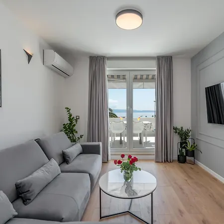 Beachfront Apartment Split-3