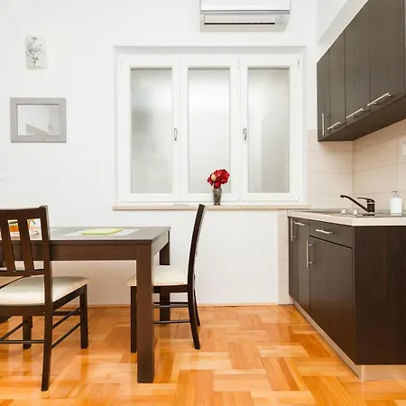 Apartments Naja-3