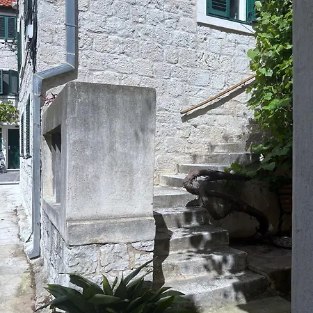 Studio Apartman Perla-3