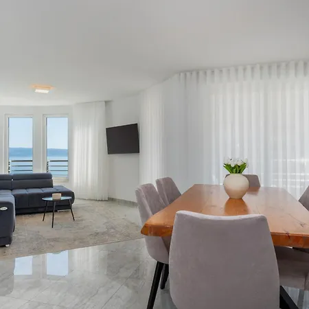 Sea View Apartment By Nono Ban-3