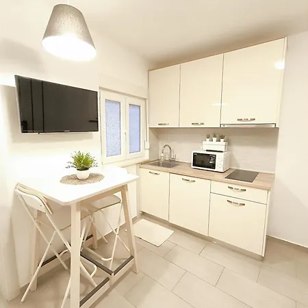 Central Apartment Niko-2