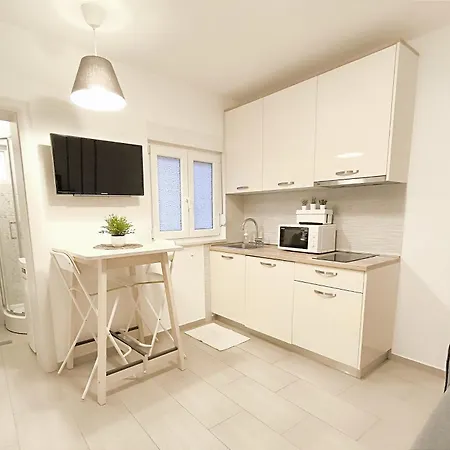 Central Apartment Niko-3
