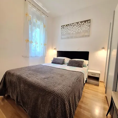 Apartments Vjeko-2