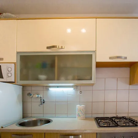 Apartment Aura-2