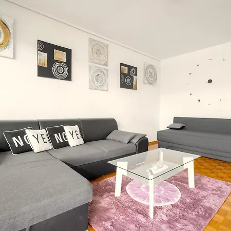 Luxe Comfort Melesio Apartment In Split Centre-2