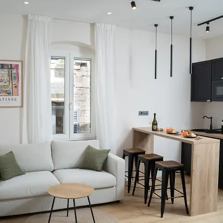 Scala Suites-2