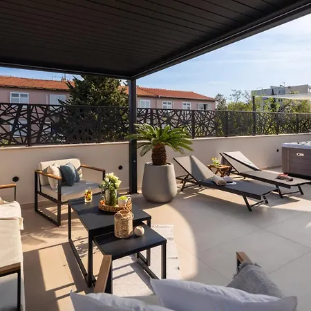 Luxury Apartment Silvery In Split Center With Jacuzzi, Sauna And Parking-3